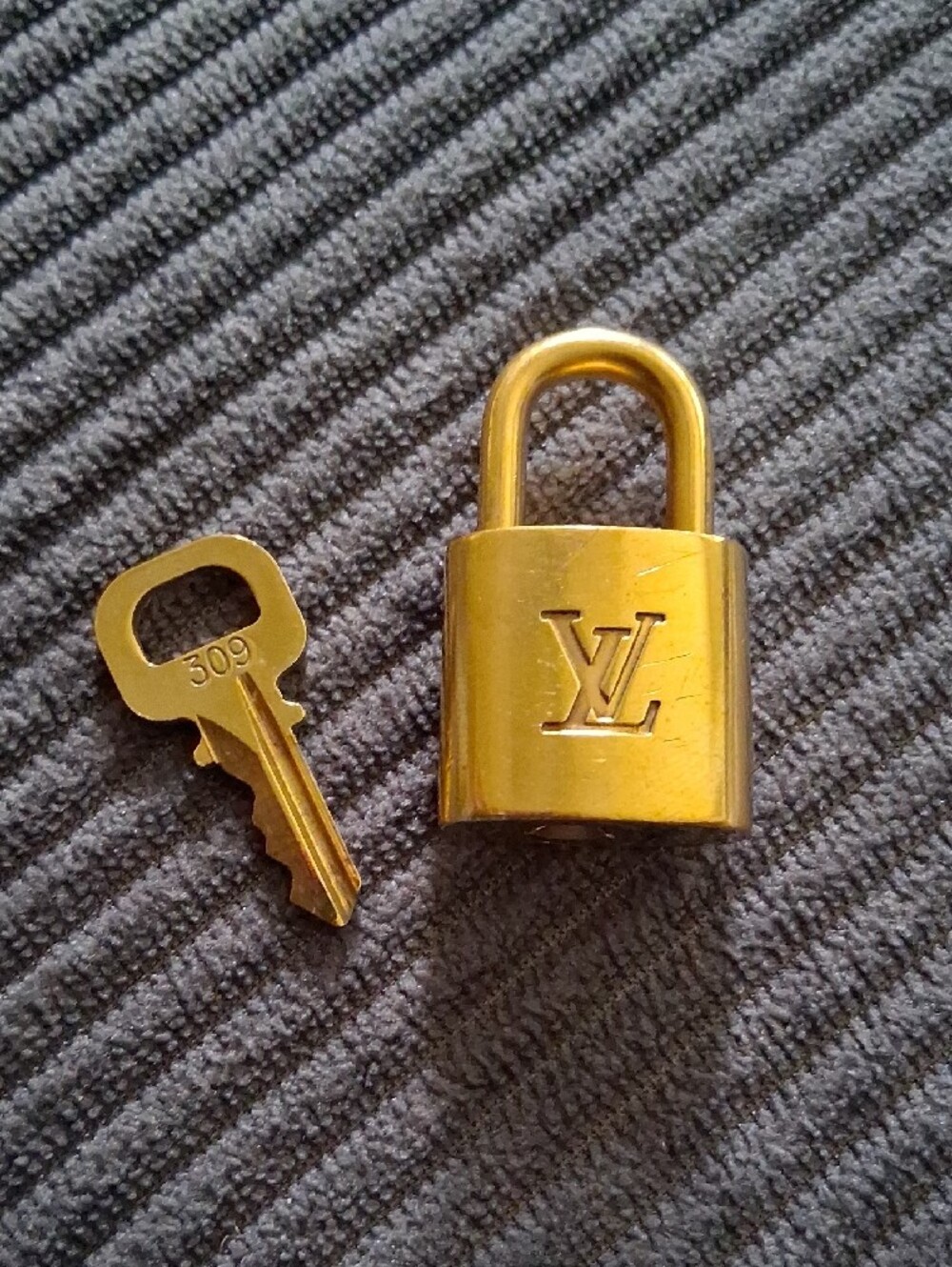 Louis Vuitton Gold-tone LV Padlock with Key #309 - Picture 2 of 3